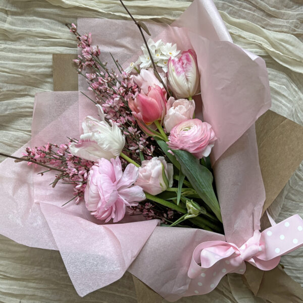 SOLD OUT - Sweetheart Bouquet - Image 2